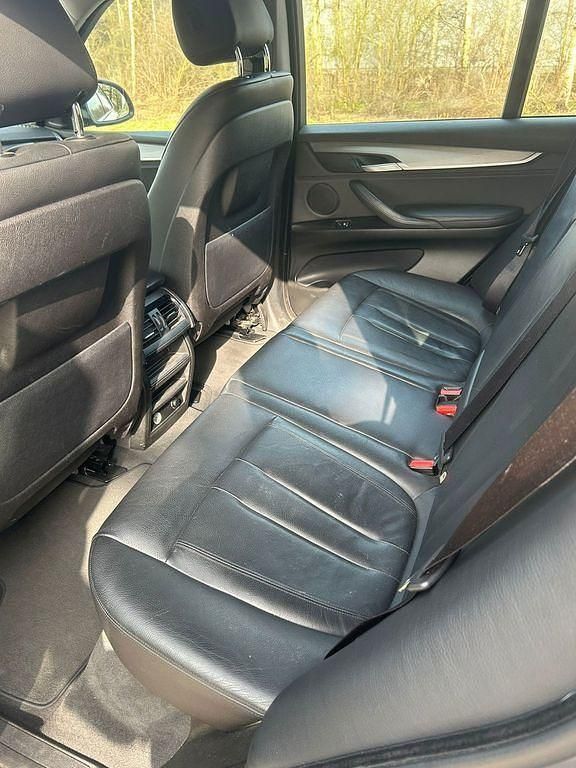 Gebraucht BMW X5 Executive 258 PS (189 kW) 2013 Grau SUV