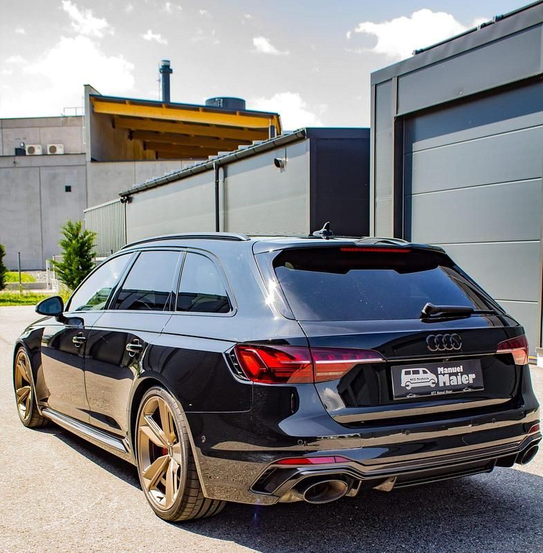 Gebraucht Audi RS4 Design 450 PS (330 kW) 2022 Schwarz Kombi