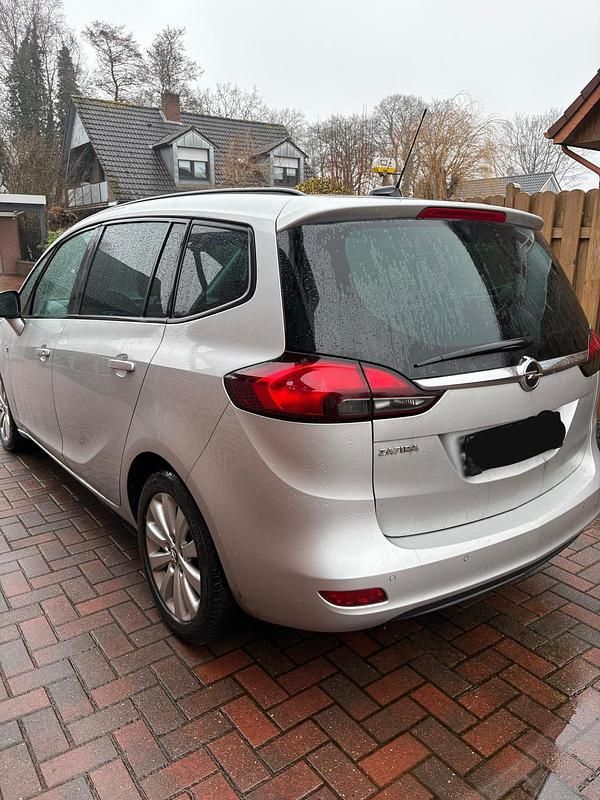 Gebraucht Opel Zafira 170 PS (125 kW) 2019 Silber Van / Kleinbus