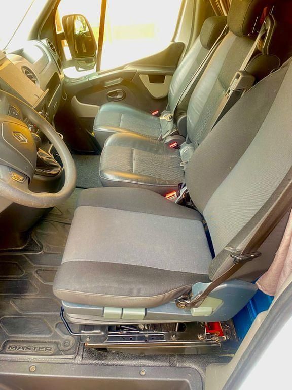 Gebraucht Renault Master 170 PS (125 kW) 2022 Weiß Van / Kleinbus