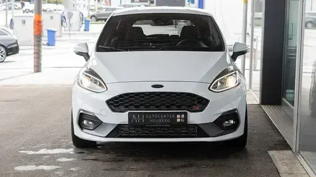 Gebraucht Ford Fiesta ST 200 PS (147 kW) 2020 Weiß Kleinwagen