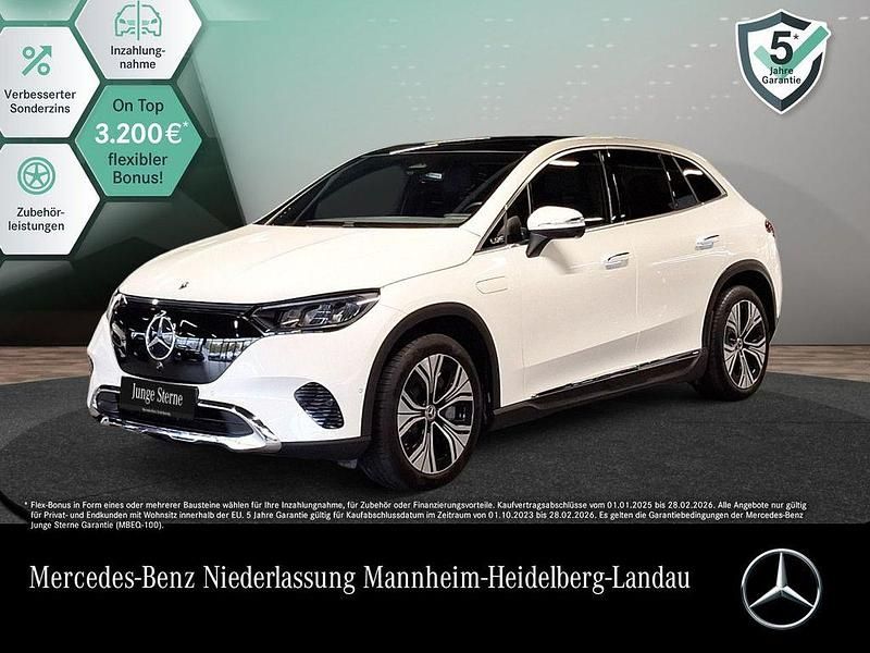 Weiß Gebraucht 2023 Mercedes EQE300 Electric Art SUV | 55.890 € (Fairer Preis) - Bild 1/3