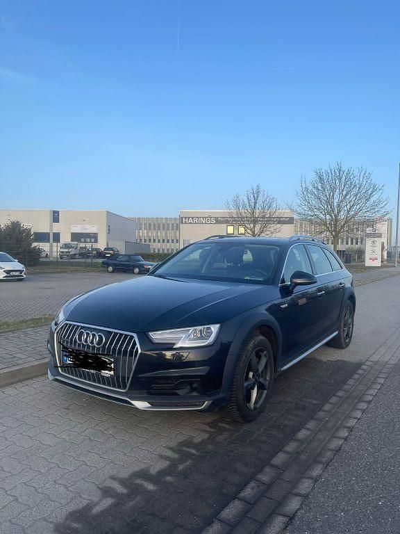 Gebraucht Audi A4 Allroad 190 PS (139 kW) 2018 Schwarz Kombi