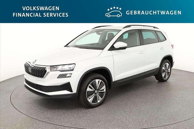 Moonweiß perleffekt Gebraucht 2022 Skoda Karoq Ambition SUV | 22.670 € (Superpreis) - Bild 1/2