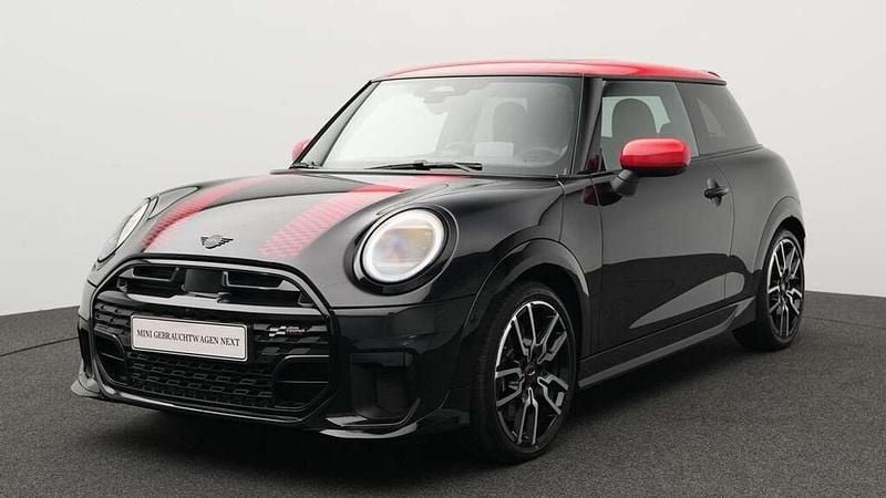 Schwarz Gebraucht 2024 Mini John Cooper Works Kleinwagen | 32.919 € (Guter Preis) - Bild 1/4