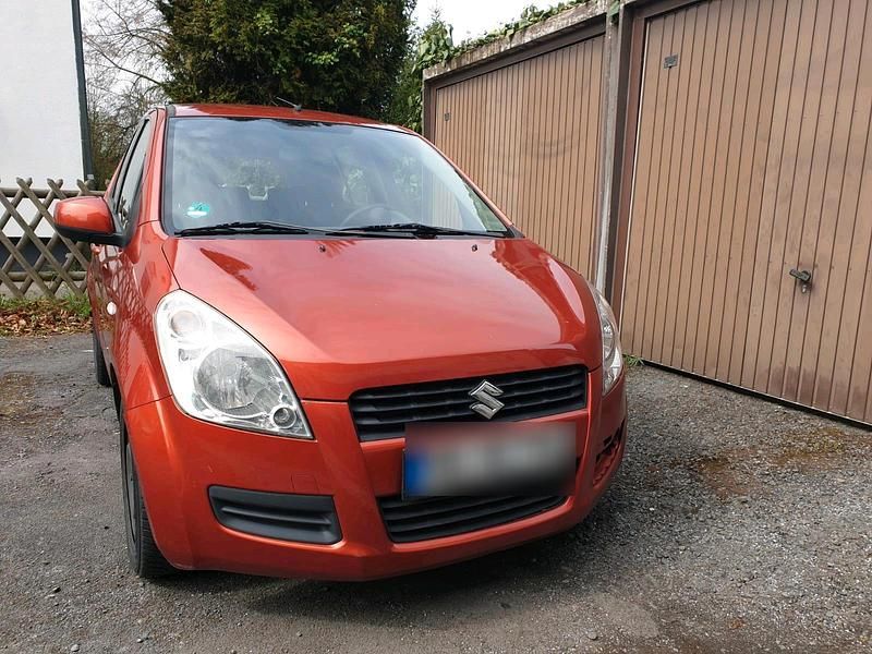 Gebraucht Suzuki Splash 83 PS (61 kW) 2010 Braun Kleinwagen