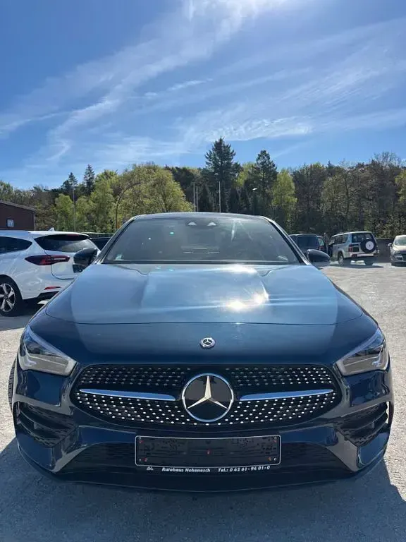 Gebraucht Mercedes CLA200 150 PS (110 kW) 2020 Blau Limousine