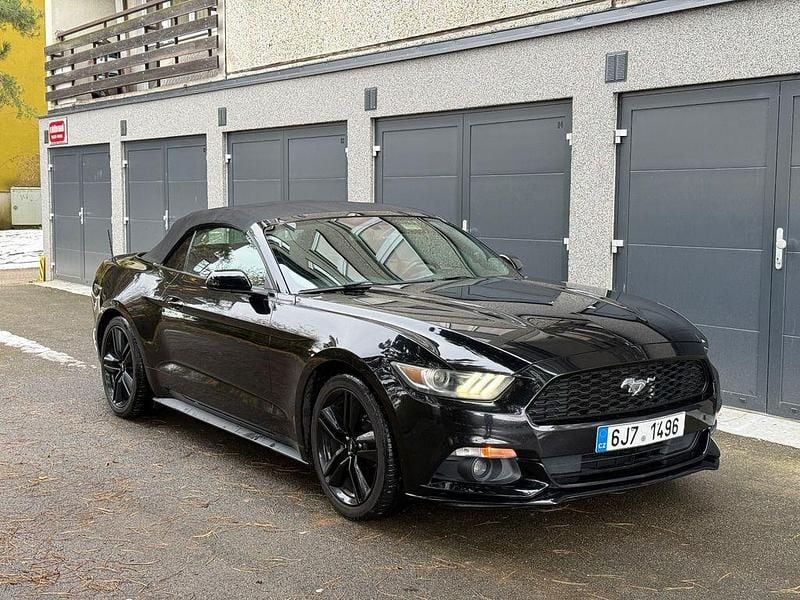 Schwarz Gebraucht 2015 Ford Mustang Cabrio | 16.500 € - Bild 1/4
