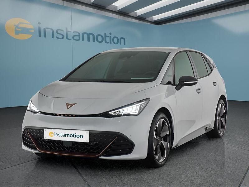 Weiß Gebraucht 2025 Cupra Born e-Boost Kleinwagen | 32.699 € (Fairer Preis) - Bild 1/4