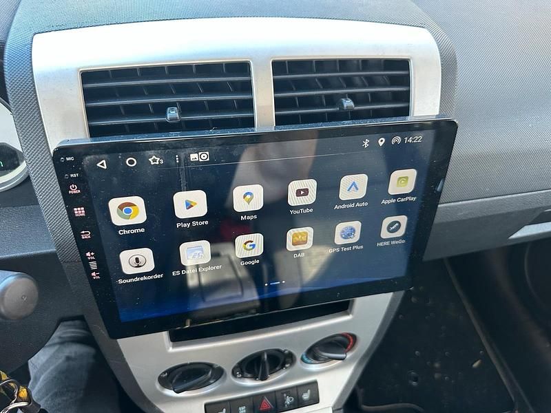 Gebraucht Dodge Caliber 140 PS (102 kW) 2011 Schwarz Kleinwagen