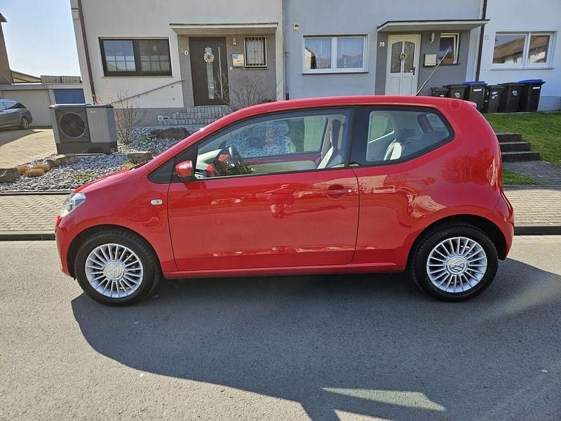 Gebraucht VW up! 60 PS (44 kW) 2013 Rot Kleinwagen