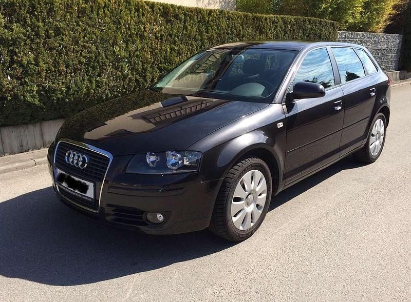 Gebraucht Audi A3 Ambiente 160 PS (117 kW) 2007 Grau Kleinwagen