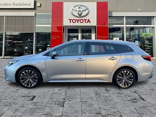Gebraucht Toyota Corolla Team 196 PS (144 kW) 2023 Silver metallic Kombi