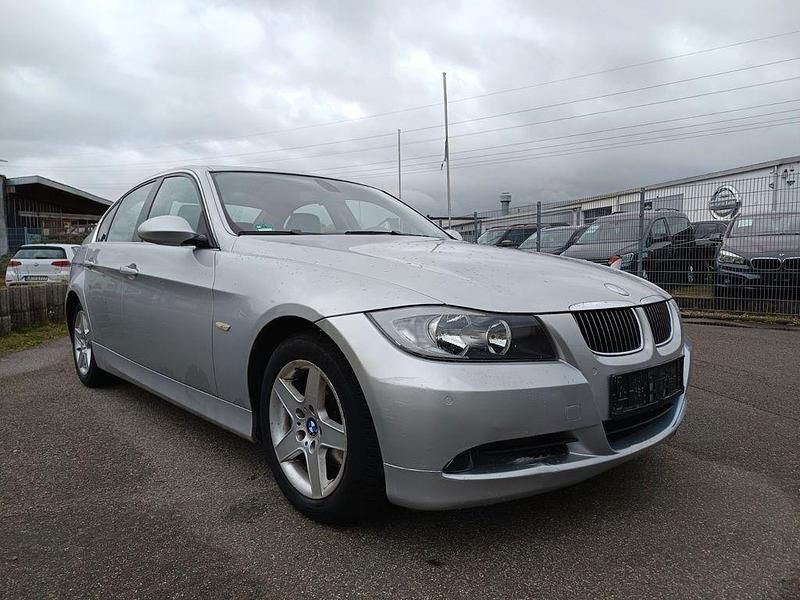 Gebraucht BMW 325 218 PS (160 kW) 2005 Silber Limousine