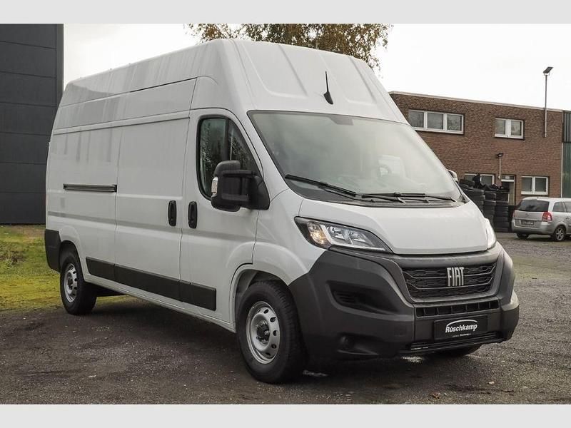 Gebraucht Fiat Ducato 140 PS (102 kW) 2024 Weiß Van