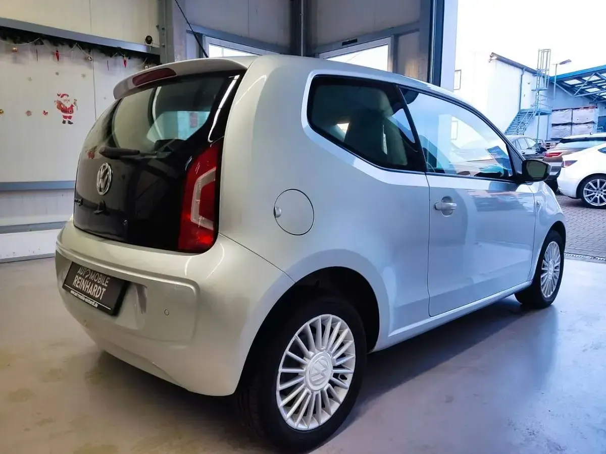 Używany VW up! high up! 68 KM (50 kW) 2013 Srebrny Hatchback