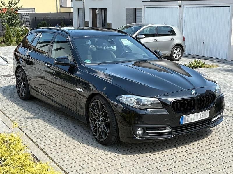 Schwarz Gebraucht 2016 BMW 530 Shadowline Kombi | 14.500 € (Superpreis) - Bild 1/4