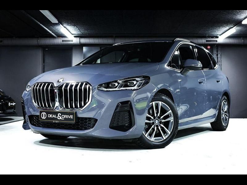 Gebraucht BMW 220 Active Tourer M Sport 156 PS (114 kW) 2022 Grau Van / Kleinbus