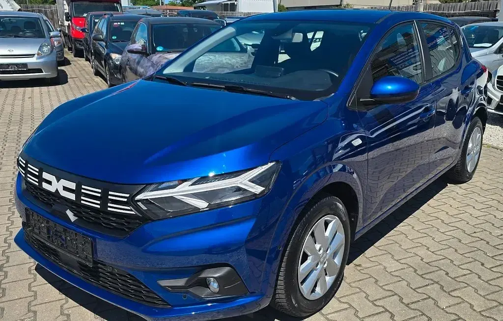 Gebraucht Dacia Sandero Expression 91 PS (66 kW) 2024 Blau Limousine