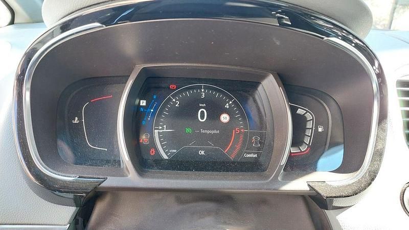 Gebraucht Renault Espace Intens 160 PS (117 kW) 2016 Schwarz Van / Kleinbus