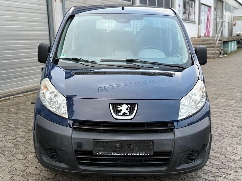 Gebraucht Peugeot TePee 90 PS (66 kW) 2009 Kombi
