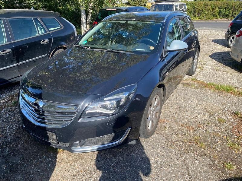 Gebraucht Opel Insignia Edition 120 PS (88 kW) 2014 Kombi