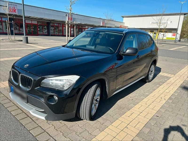 Gebraucht BMW X1 143 PS (105 kW) 2011 Schwarz SUV