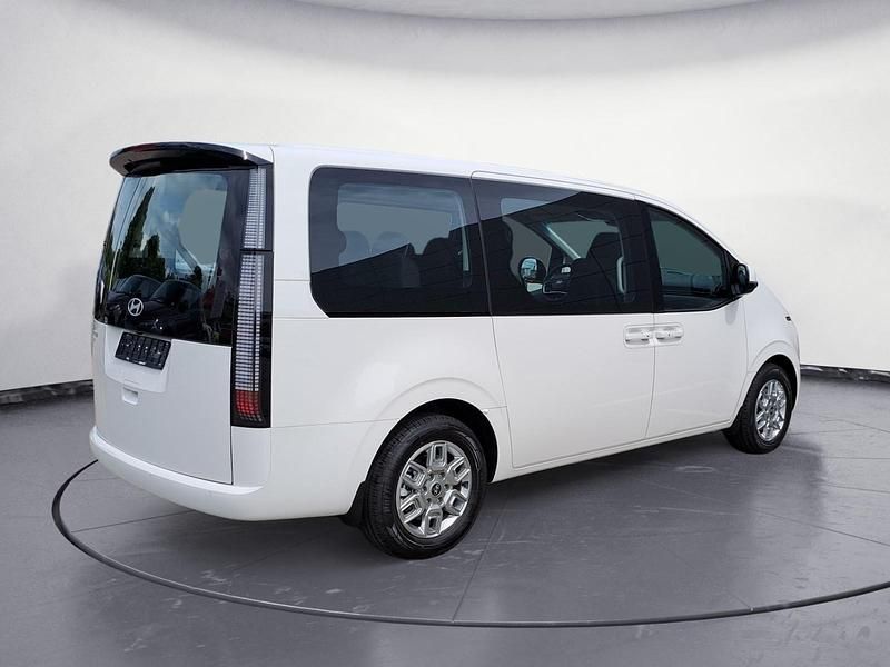 Gebraucht Hyundai Staria Trend 252 PS (185 kW) 2025 Weiß Van / Kleinbus
