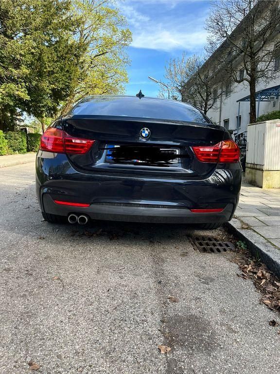 Schwarz Gebraucht 2015 BMW 428 Gran Coupé M Sport Coupé | 29.800 € - Bild 1/4