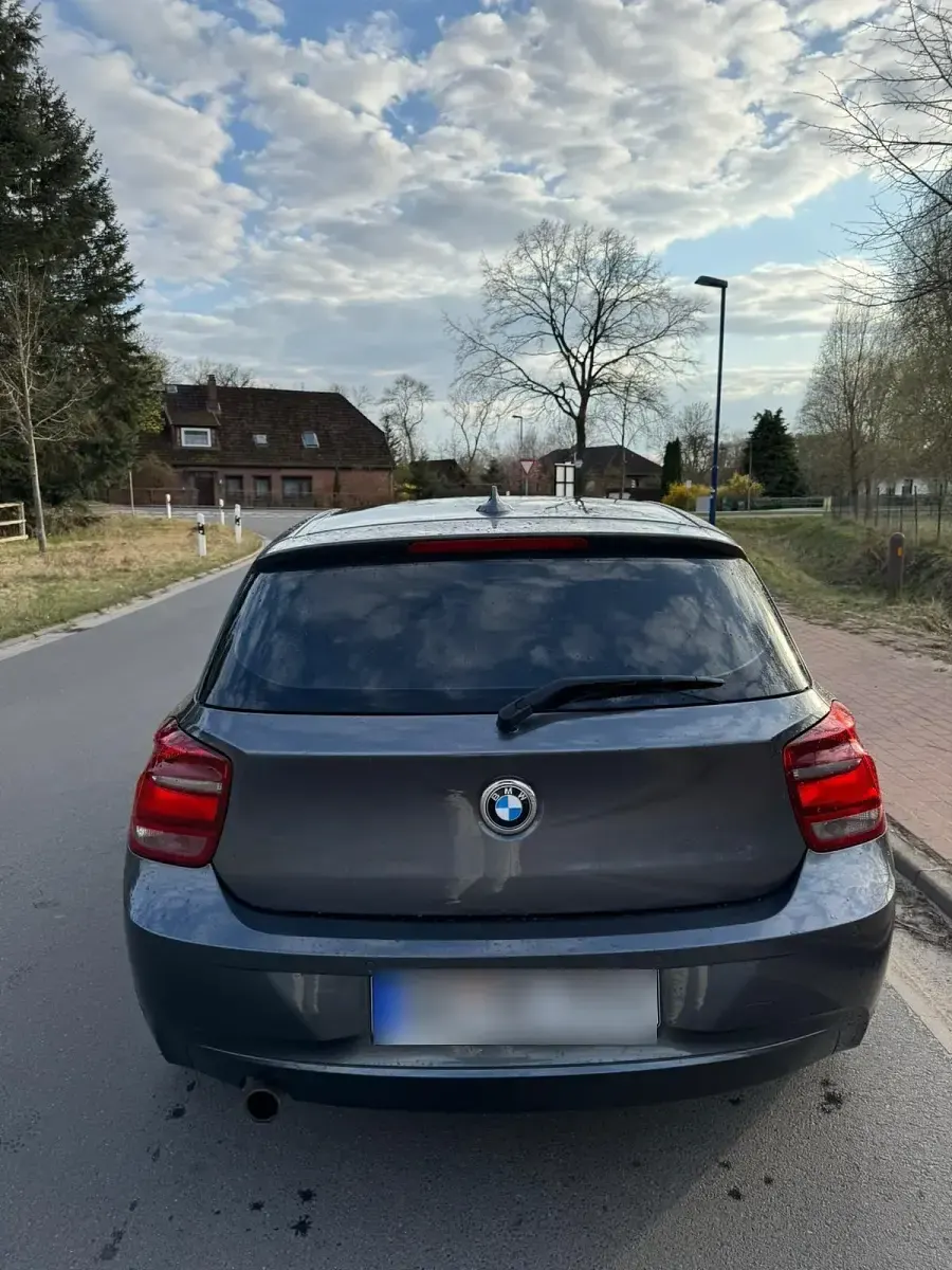 Gebraucht BMW 118 143 PS (105 kW) 2013 Grau Kleinwagen