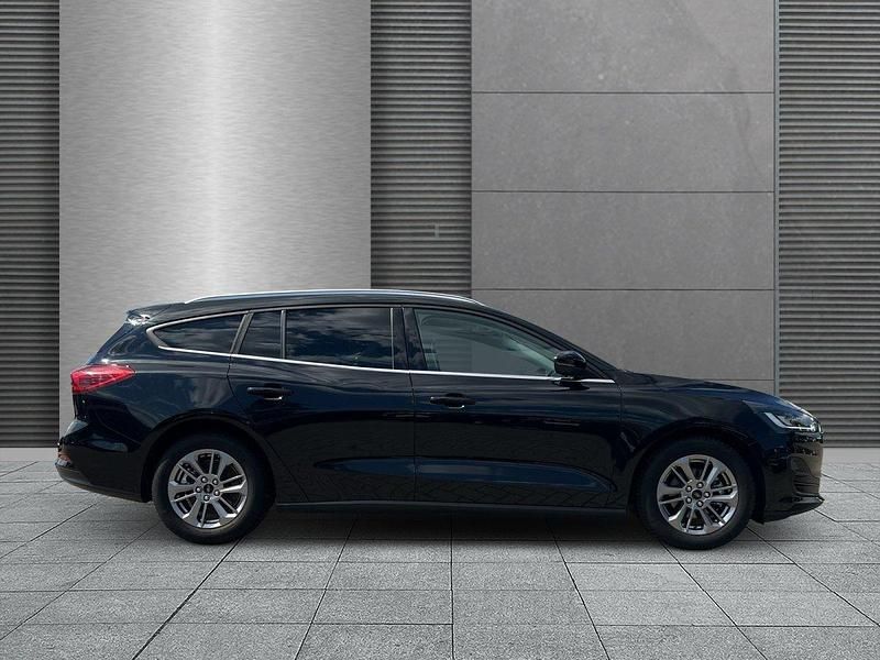 Gebraucht Ford Focus Titanium X 125 PS (91 kW) 2024 Agate black Kombi
