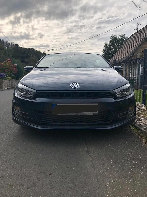 Usata VW Scirocco 180 CV (132 kW) 2015 Blu Coupé