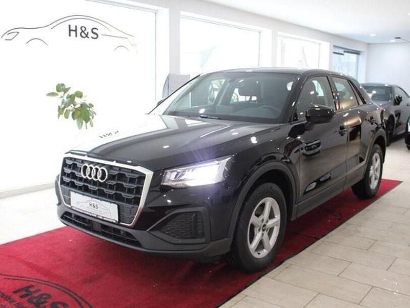 Gebraucht Audi Q2 Basis 110 PS (80 kW) 2022 Brillantschwarz SUV