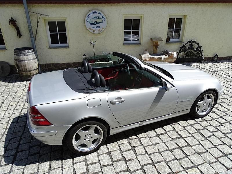 Gebraucht Mercedes SLK200 163 PS (119 kW) 2000 Silber Cabrio