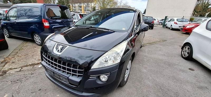 Gebraucht Peugeot 3008 Active 111 PS (81 kW) 2012 Schwarz Kombi