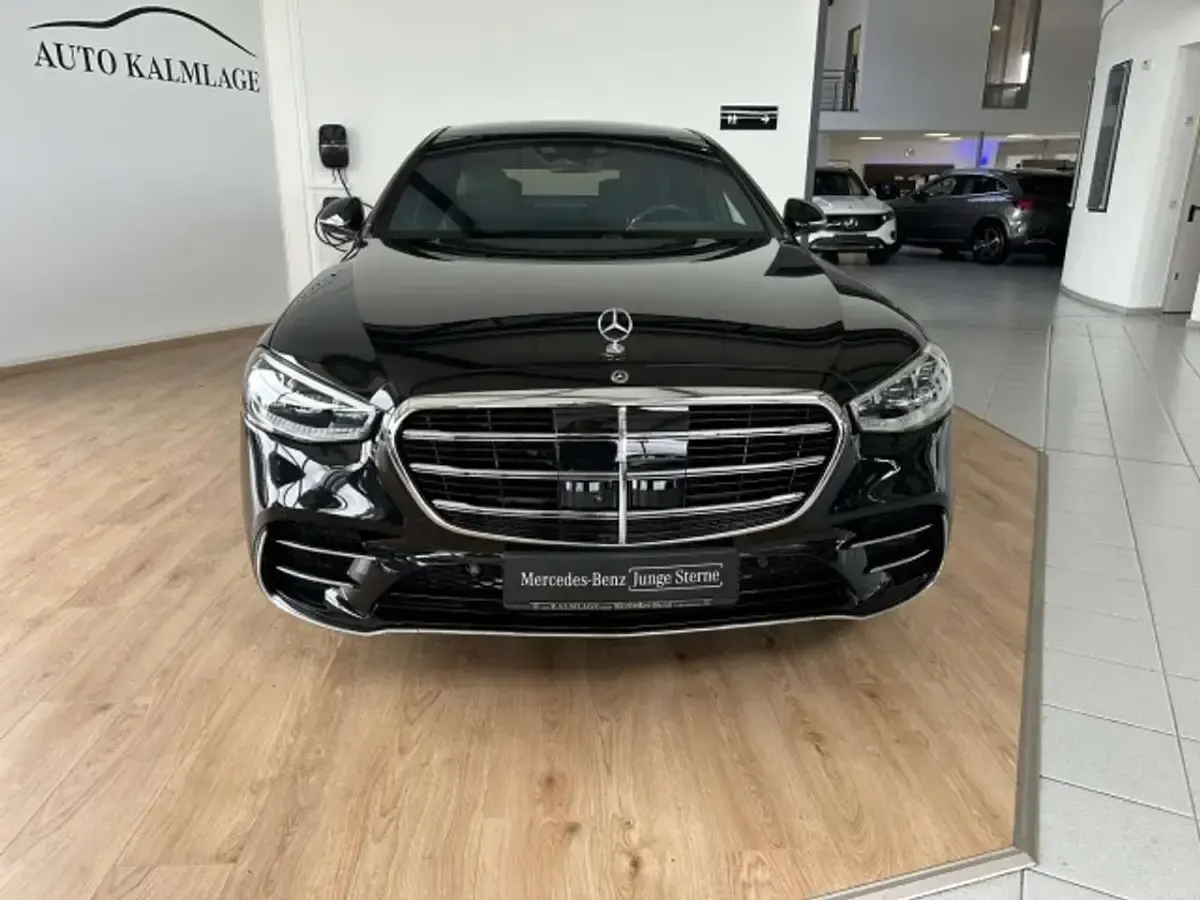 Gebraucht Mercedes S580 AMG 503 PS (369 kW) 2025 Lack obsidianschwarz Limousine