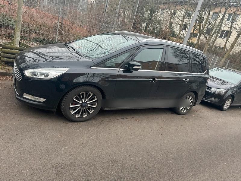Gebraucht Ford Galaxy Titanium 179 PS (131 kW) 2017 Schwarz Van / Kleinbus