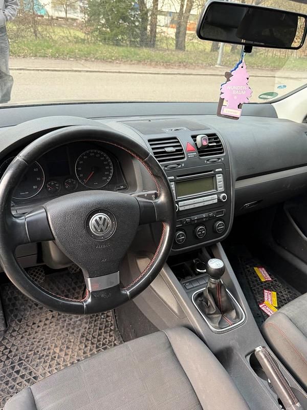 Gebraucht VW Golf V 80 PS (58 kW) 2008 Schwarz Kleinwagen