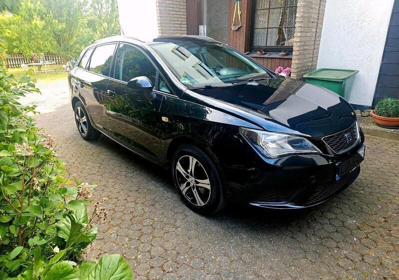 Schwarz Gebraucht 2014 Seat Ibiza ST Kombi | 4.490 € (Fairer Preis) - Bild 1/4