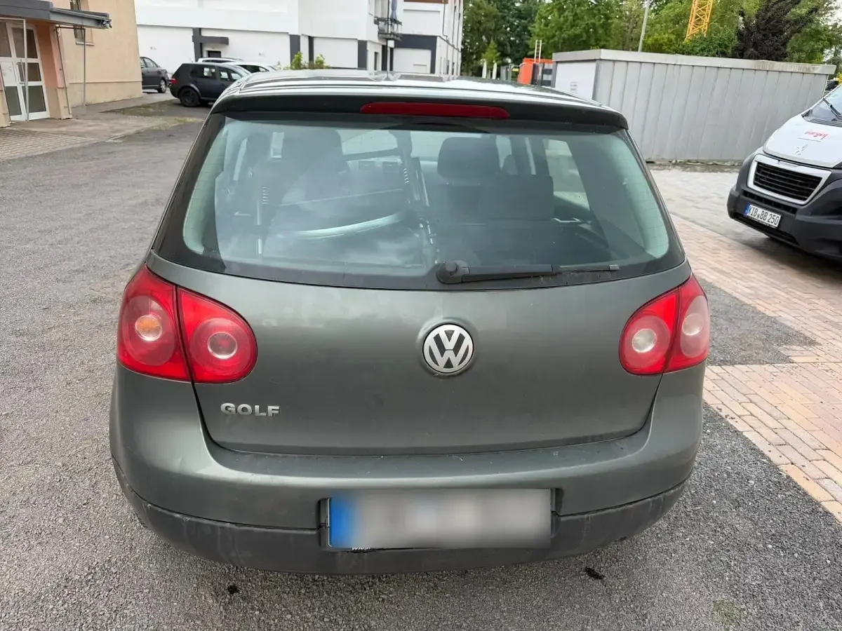 Gebraucht VW Golf IV 75 PS (55 kW) 2004 Grau Kleinwagen