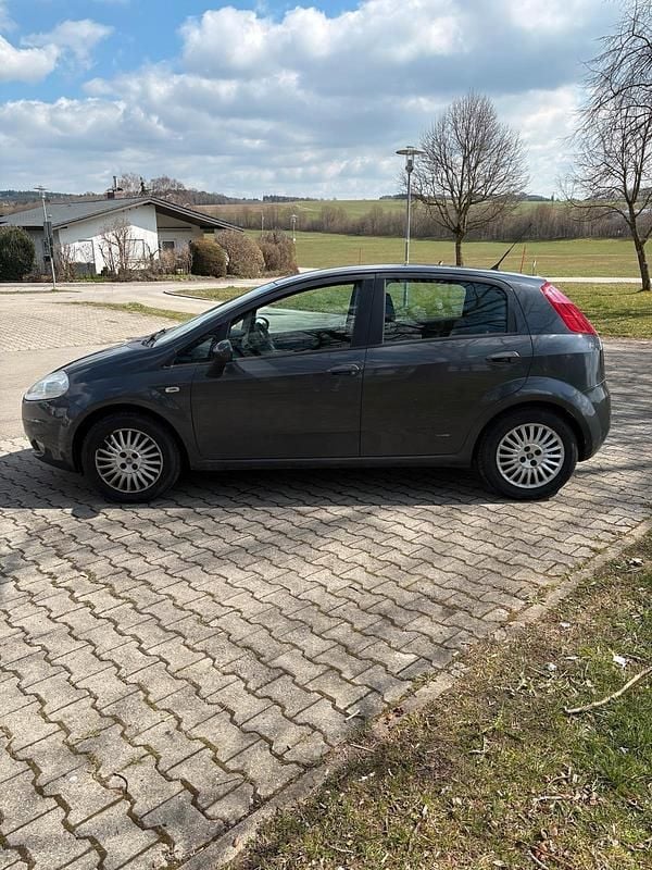 Gebraucht Fiat Grande Punto Dynamic 77 PS (56 kW) 2007 Schwarz Kleinwagen