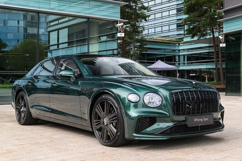 Neu Bentley Flying Spur 680 PS (500 kW) 2025 Grün Limousine