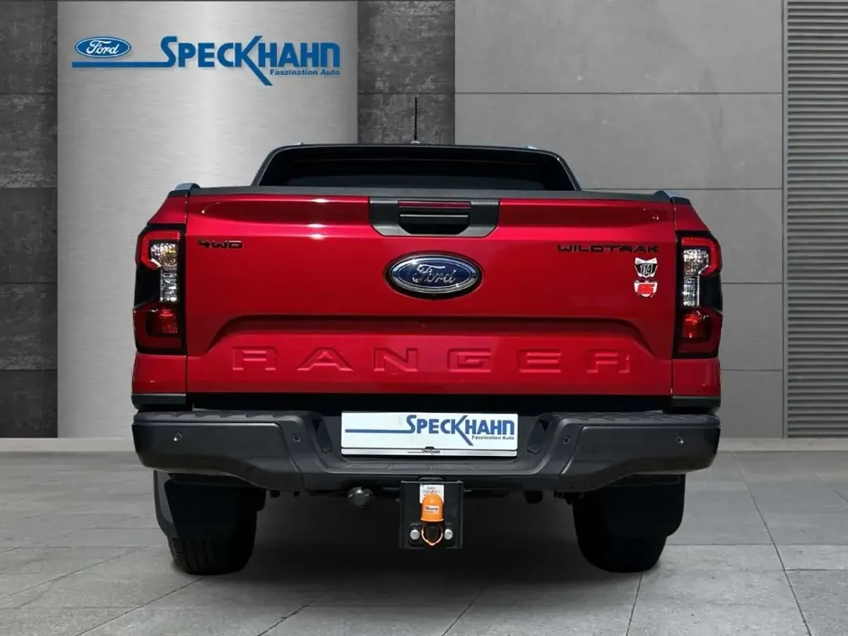 Gebraucht Ford Ranger Wildtrack 205 PS (150 kW) 2024 Lucidrot metallic Pickup