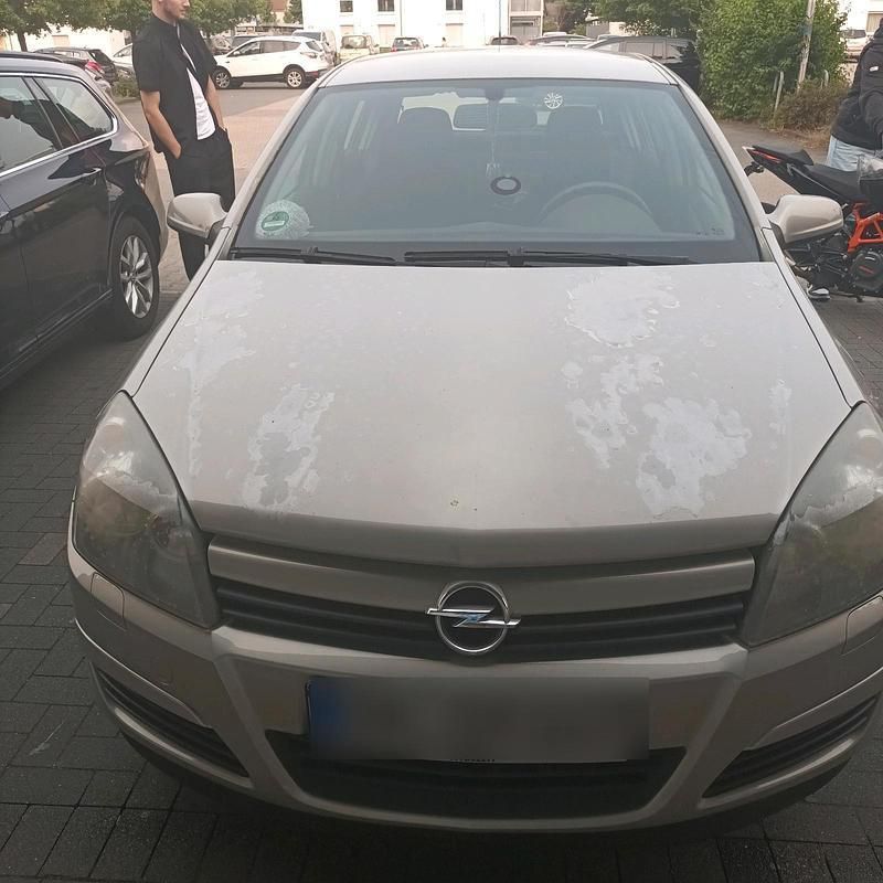 Silber Gebraucht 2005 Opel Astra Limousine | 900 € (Superpreis) - Bild 1/4