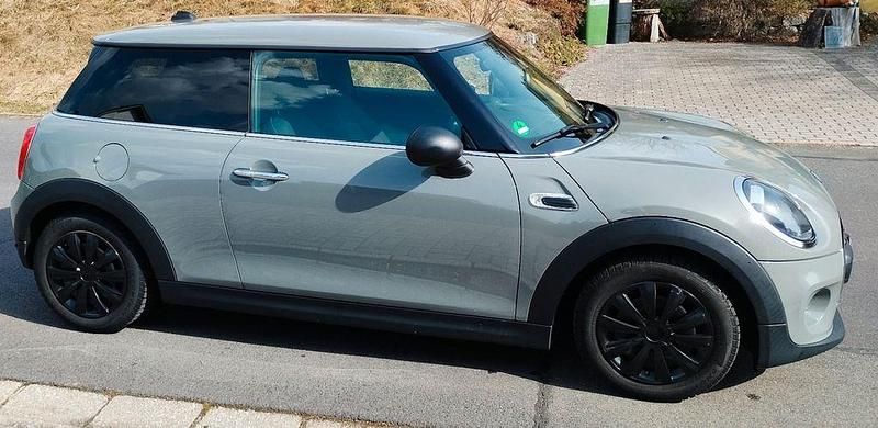 Gebraucht Mini ONE 102 PS (75 kW) 2019 Grau Kleinwagen
