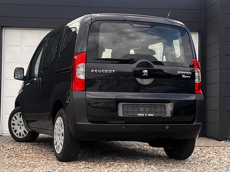 Gebraucht Peugeot Bipper 75 PS (55 kW) 2013 Schwarz Van / Kleinbus
