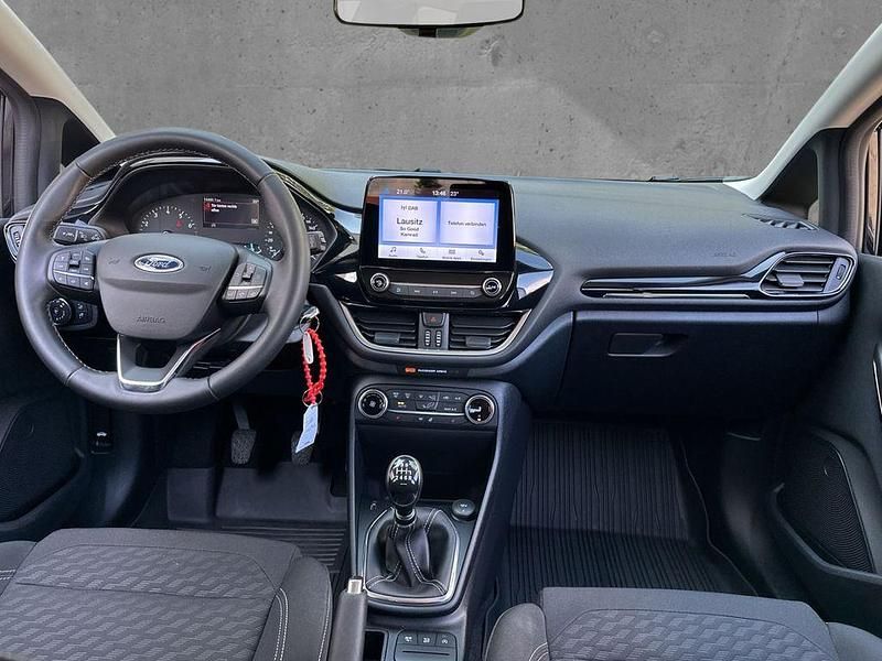 Gebraucht Ford Fiesta Titanium 125 PS (91 kW) 2023 Schwarz Limousine