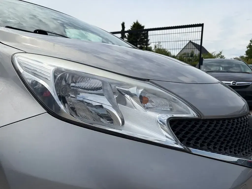 Gebraucht Nissan Note 80 PS (58 kW) 2016 Grau Kleinwagen