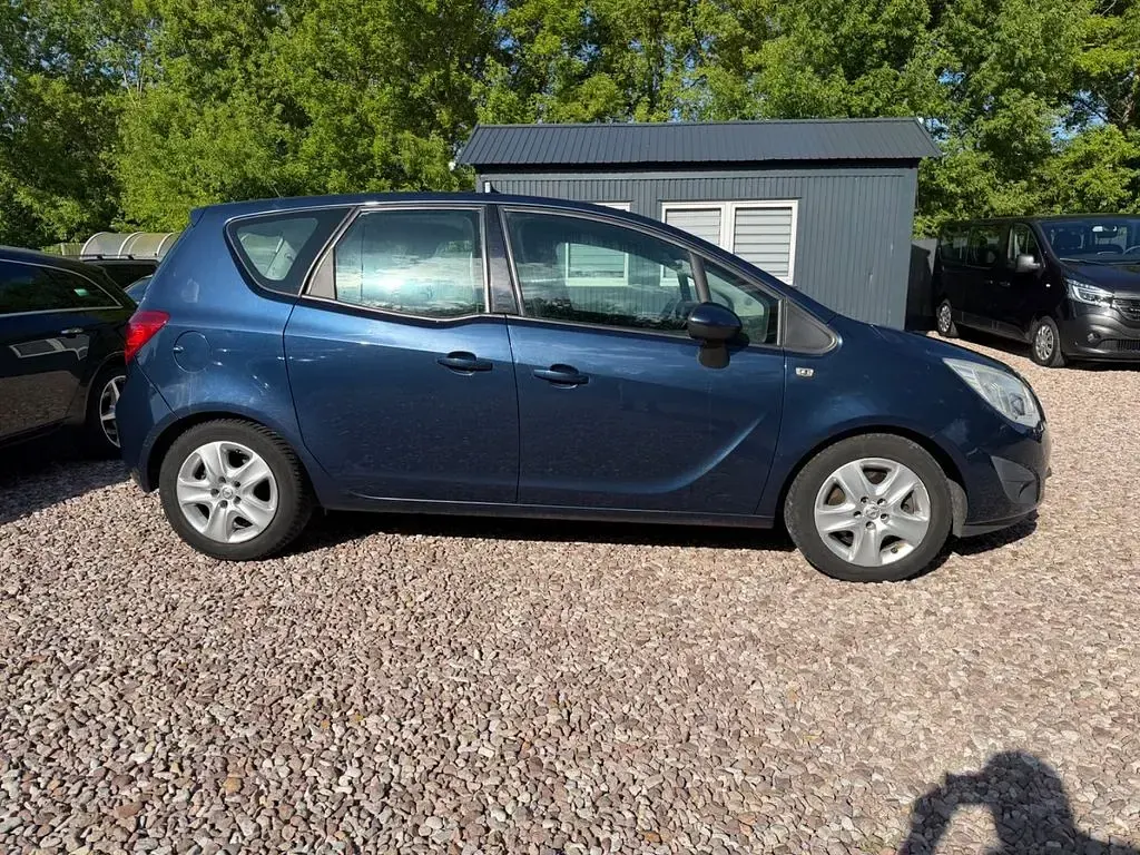 Gebraucht Opel Meriva Edition 101 PS (74 kW) 2010 Blau Van / Kleinbus