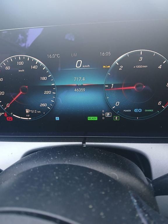 Gebraucht Mercedes E220 197 PS (144 kW) 2024 Beige Kombi